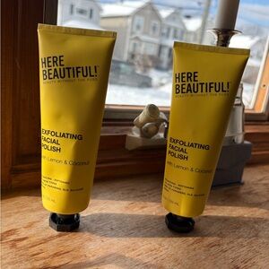 Here Beautiful Exfoliating Facial Polish (2)